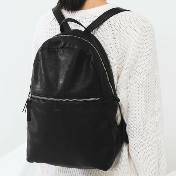 BAGGU Handbags - Baggu 🎒 leather backpack book bag large work black w silver hardware rare